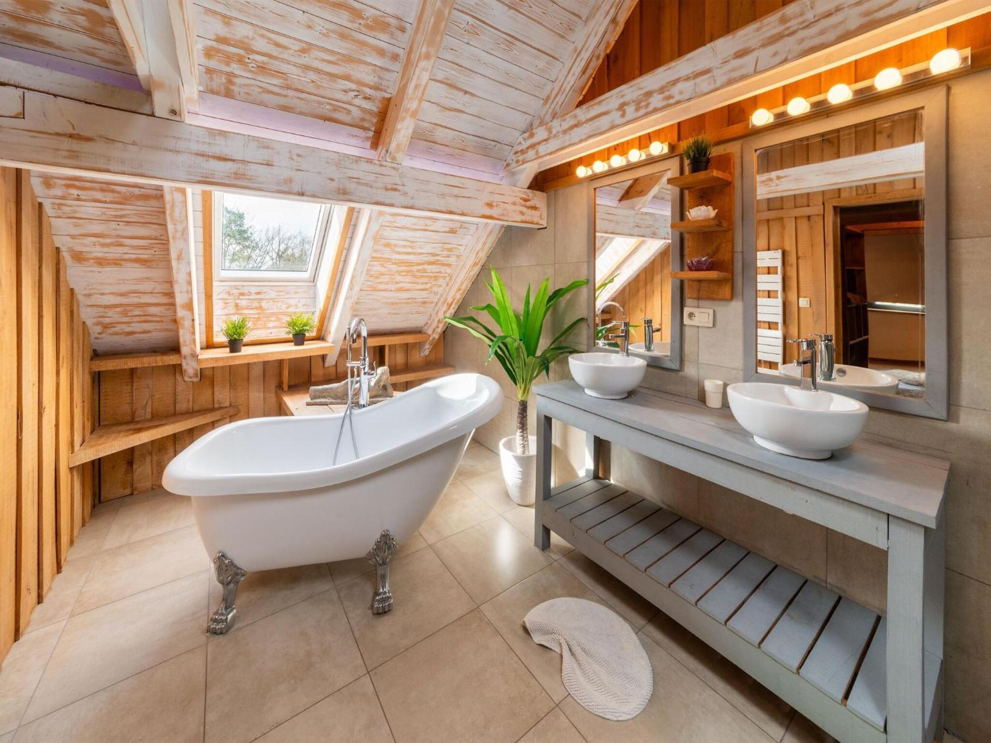 Lush Holiday Home With Bubble Bath And Sauna Heure Exterior foto